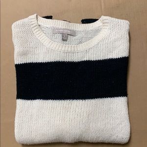 Banana Republic knit sweater Small